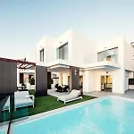 Willa Allure Panoramic Seaviews *