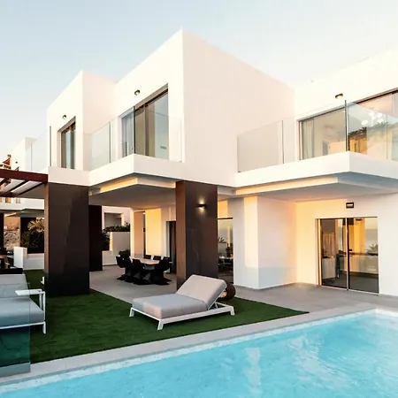 Allure Panoramic Seaviews Vila
